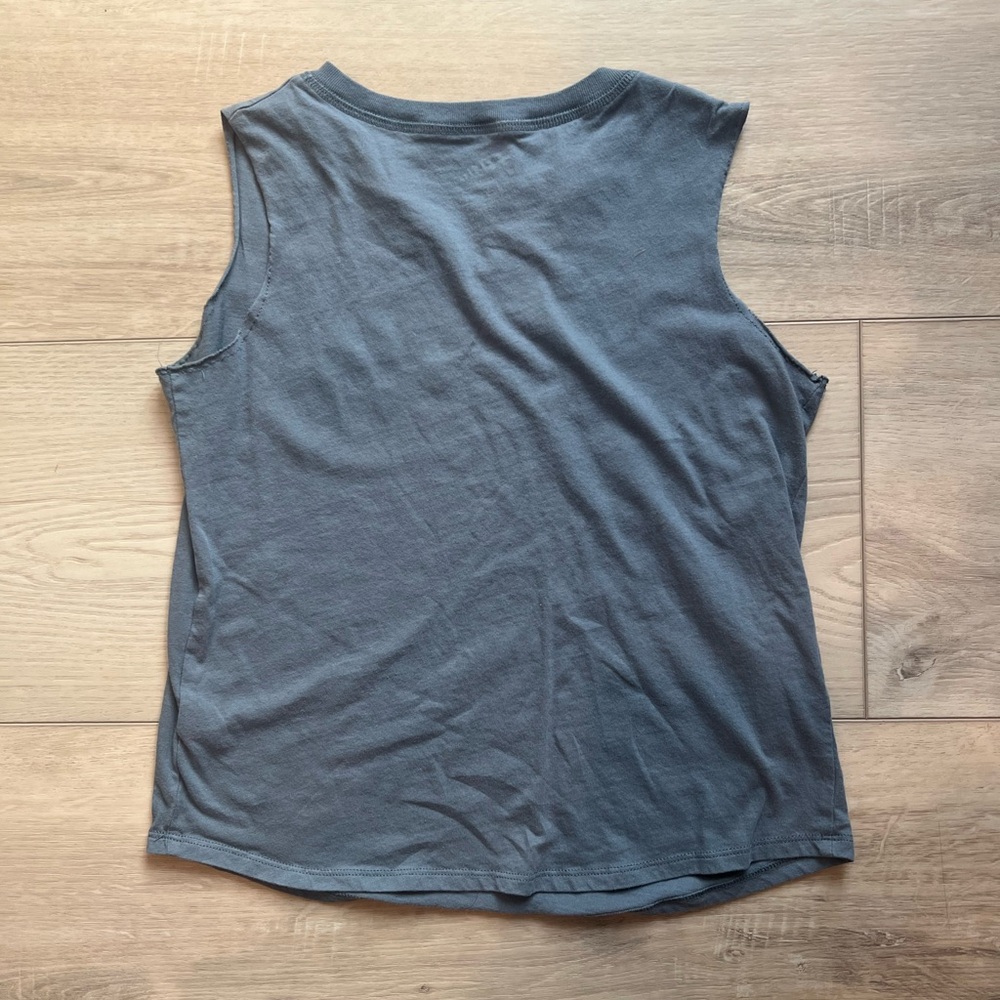 Target Tank top. 🏙️⭐️☕️ - Picture 2 of 3